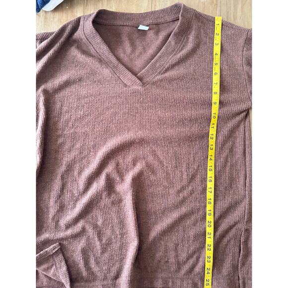 Old Navy Brown Plush Tee Long Sleeve V-Neck Top Small Soft Cozy Fall Basic - Picture 4 of 6